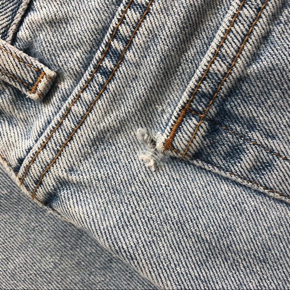 ⛔️SOLD⛔️Vintage Calvin Klein light wash highrise m - Picture 4 of 8